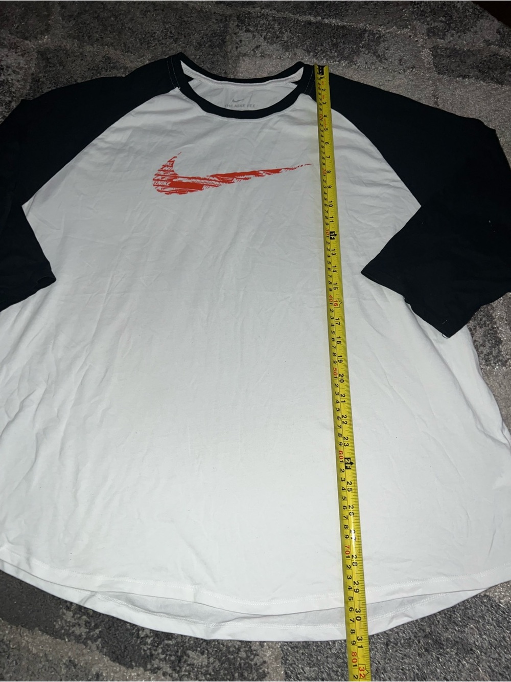 Nike Men’s White and Black Raglan Logo Shirt size XXL - Picture 6 of 10
